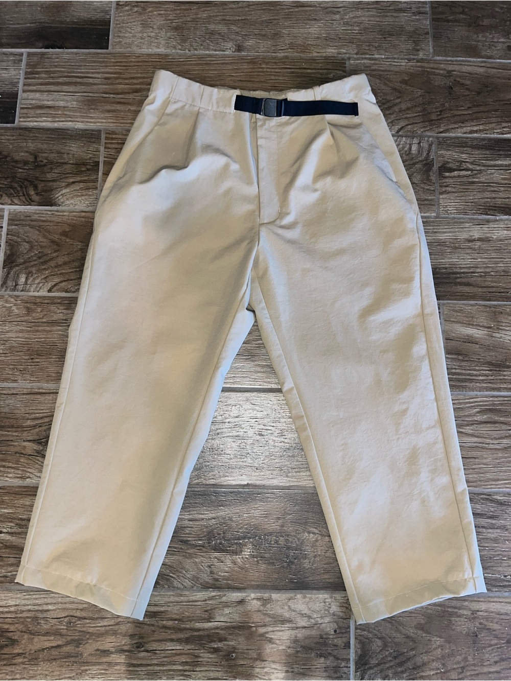 Goldwin men’s khaki ankle pants
